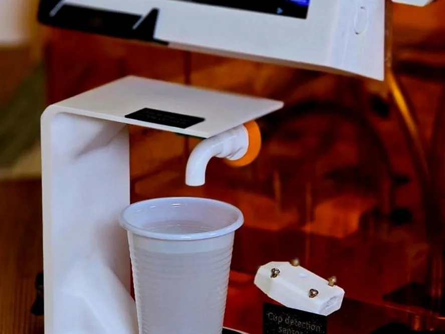 Cup station and screen detail